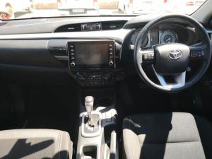Toyota Hilux 2.8GD-6 double cab 4x4 Raider auto - Image 6