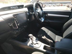 Toyota Hilux 2.8GD-6 double cab 4x4 Raider auto - Image 7