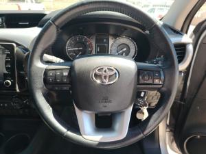 Toyota Hilux 2.8GD-6 double cab 4x4 Raider auto - Image 8
