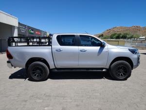 Toyota Hilux 2.8GD-6 double cab 4x4 Raider auto - Image 3