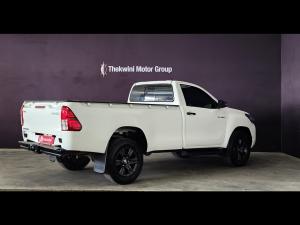 Toyota Hilux 2.4GD-6 single cab Raider manual - Image 2