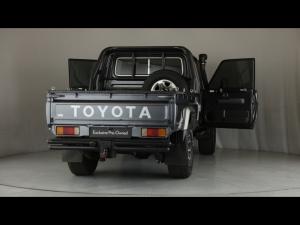 Toyota Land Cruiser 79 4.0 V6 single cab - Image 24