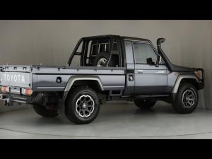 Toyota Land Cruiser 79 4.0 V6 single cab - Image 2