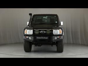 Toyota Land Cruiser 79 4.0 V6 single cab - Image 4