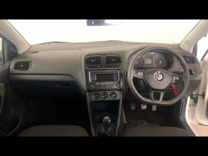 Volkswagen Polo Vivo hatch 1.4 Comfortline - Image 6