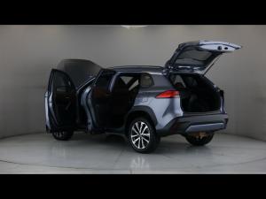 Toyota Corolla Cross 1.8 XR - Image 25