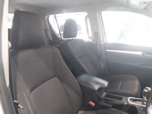 Toyota Hilux 2.8GD-6 double cab 4x4 Raider auto - Image 16