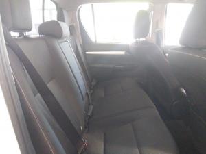 Toyota Hilux 2.8GD-6 double cab 4x4 Raider auto - Image 17
