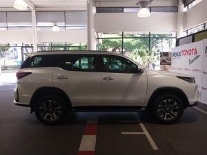 Toyota Fortuner 2.8GD-6 48V 4x4 - Image 3