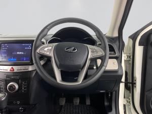 Mahindra XUV300 1.5D - Image 18