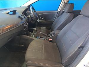 Renault Fluence 1.6 Expression - Image 11