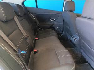 Renault Fluence 1.6 Expression - Image 12