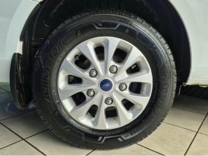 Ford Tourneo Custom 2.2TDCi LWB Trend - Image 13