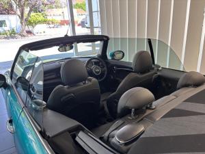 MINI Convertible Cooper S Convertible - Image 20