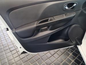 Renault Clio 66kW turbo Expression - Image 13