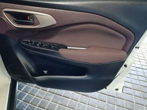Suzuki Fronx 1.5 GL manual - Image 12