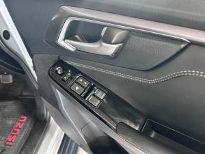 Isuzu D-Max 3.0TD Extended cab LSE - Image 11