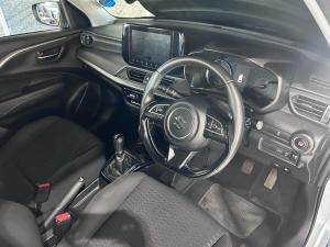 Suzuki Swift 1.2 GLX manual - Image 10
