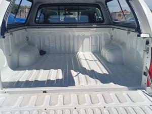 Toyota Hilux 2.4GD-6 double cab 4x4 Raider auto - Image 10