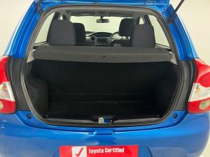 Toyota Etios hatch 1.5 Sprint - Image 10