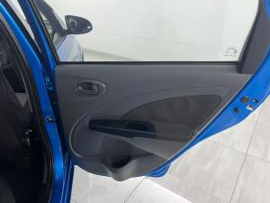 Toyota Etios hatch 1.5 Sprint - Image 15