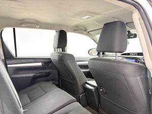 Toyota Hilux 2.4GD-6 double cab 4x4 Raider auto - Image 13