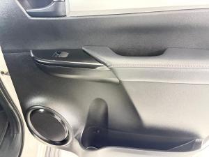 Toyota Hilux 2.4GD-6 double cab 4x4 Raider auto - Image 14