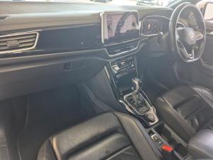 Volkswagen T-Roc 2.0TSI 4Motion R-Line - Image 23