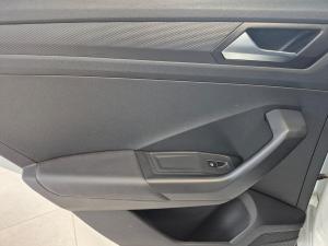 Volkswagen T-Roc 2.0TSI 4Motion R-Line - Image 25