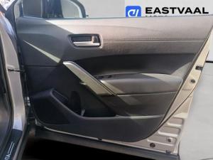 Toyota Corolla Cross 1.8 Hybrid GR-Sport - Image 11
