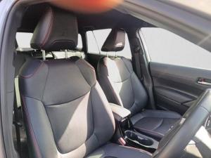 Toyota Corolla Cross 1.8 Hybrid GR-Sport - Image 12