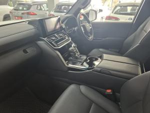 Toyota Land Cruiser 300 3.3D GX-R - Image 7