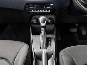 Toyota Starlet 1.5 XS auto - Image 9