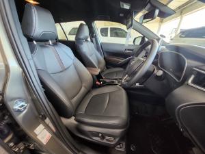 Toyota Corolla Cross 1.8 HEV XR - Image 12