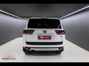 Toyota Land Cruiser 300 3.3D GR-Sport - Image 5