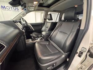 Toyota Land Cruiser Prado 2.8GD VX-L - Image 7