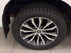 Toyota Land Cruiser Prado 2.8GD VX-L - Image 19