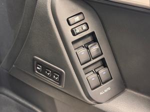 Toyota Land Cruiser Prado 2.8GD VX-L - Image 20