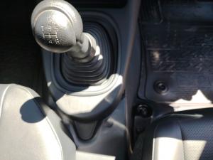 Toyota Hilux 2.4GD single cab S (aircon) - Image 10