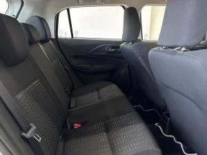 Suzuki Swift 1.2 GL - Image 16