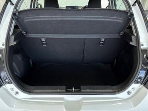 Suzuki Swift 1.2 GL - Image 18