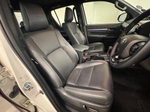 Toyota Hilux 2.8GD-6 double cab Legend auto - Image 39
