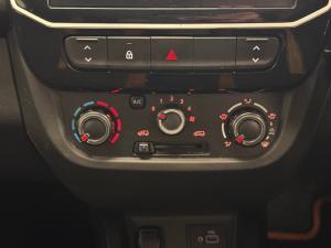 Renault Kwid 1.0 Climber auto - Image 14