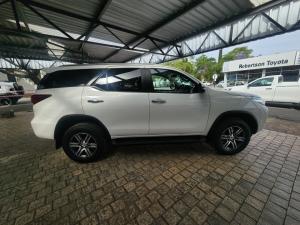 Toyota Fortuner 2.4GD-6 4x4 auto - Image 3