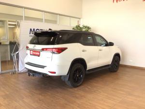 Toyota Fortuner 2.8GD-6 4x4 Epic Black - Image 2