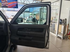 Nissan Hardbody NP300 2.5 TDi HI-RIDERD/C - Image 15