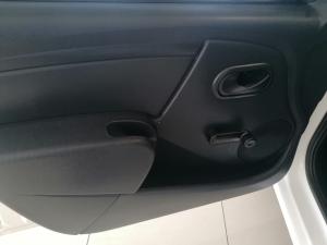 Nissan NP200 1.6 Safety PackS/C - Image 15