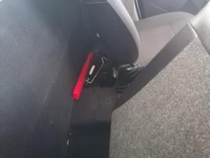 Nissan NP200 1.6 Safety PackS/C - Image 18