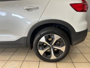 Volvo XC40 B4 Plus Dark - Image 10