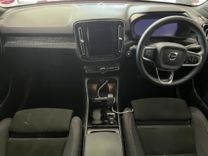 Volvo XC40 B4 Plus Dark - Image 7